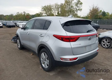 2017 Kia Sportage Lx z USA, uszkodzony, nr VIN KNDPMCAC6H7144958